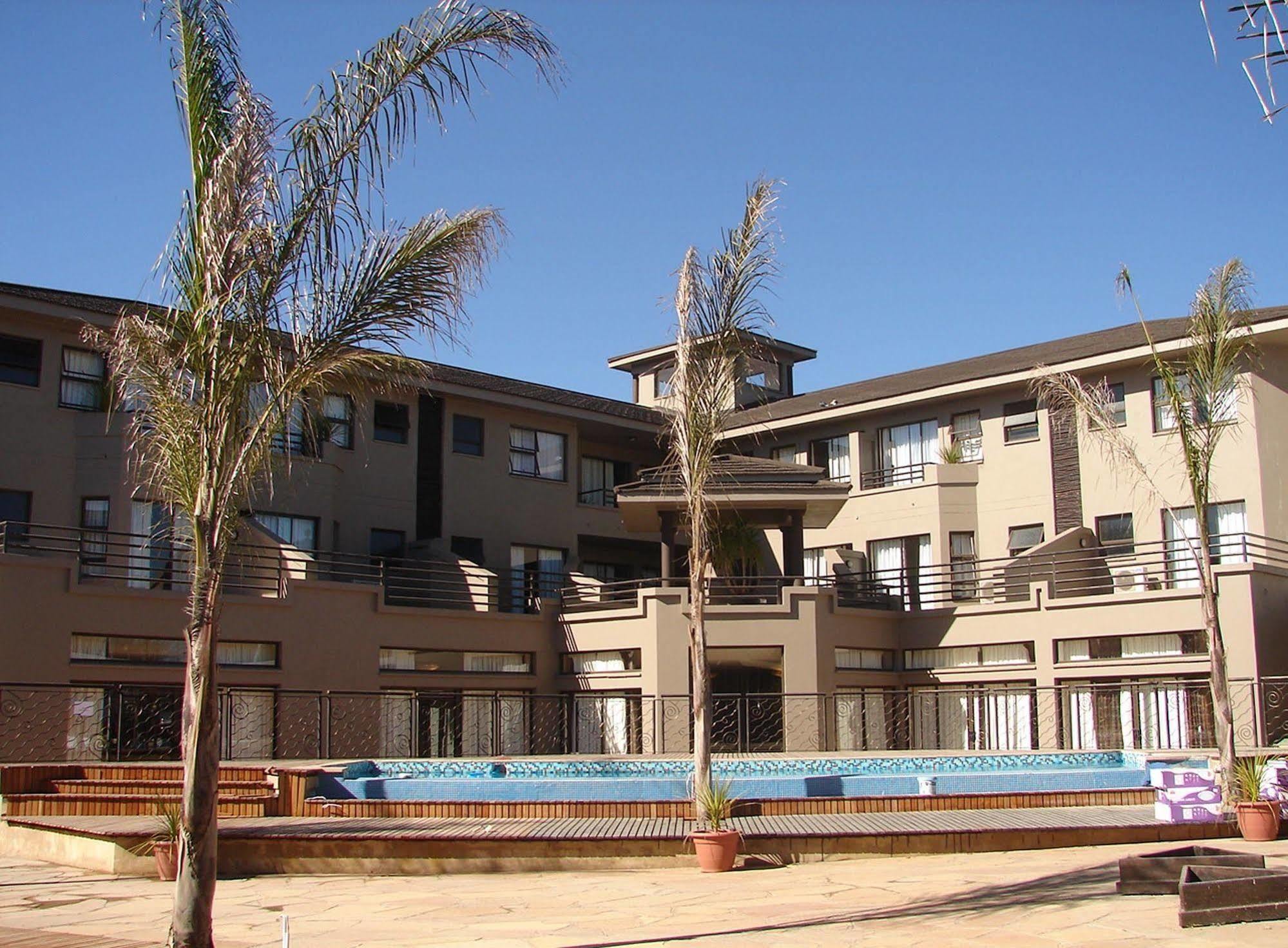 The Lakes Hotel & Conference Centre Benoni Exterior photo